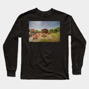 pavilion in the park Long Sleeve T-Shirt